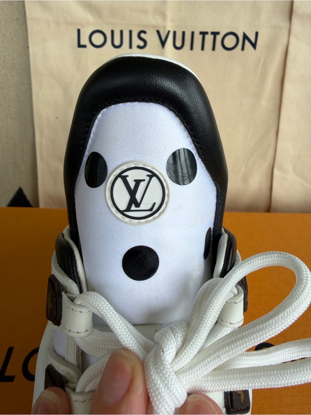 Louis Vuitton Archlight Polka Dot White and Black Chunky Runner Sneakers - Picture 9 of 16
